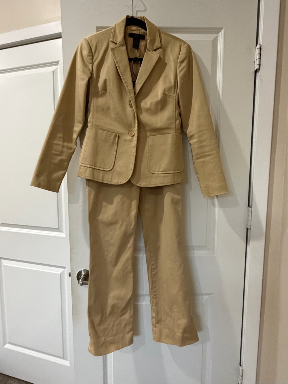 The Limited Stretch Women’s 3-Piece Khaki Suit – Blazer, Pants & Skirt – XS/Sz 2